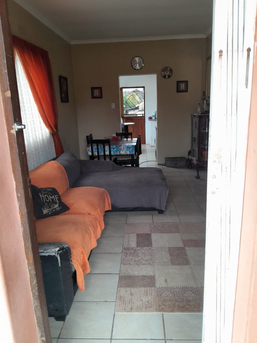 3 Bedroom Property for Sale in Heuwelkruin Eastern Cape